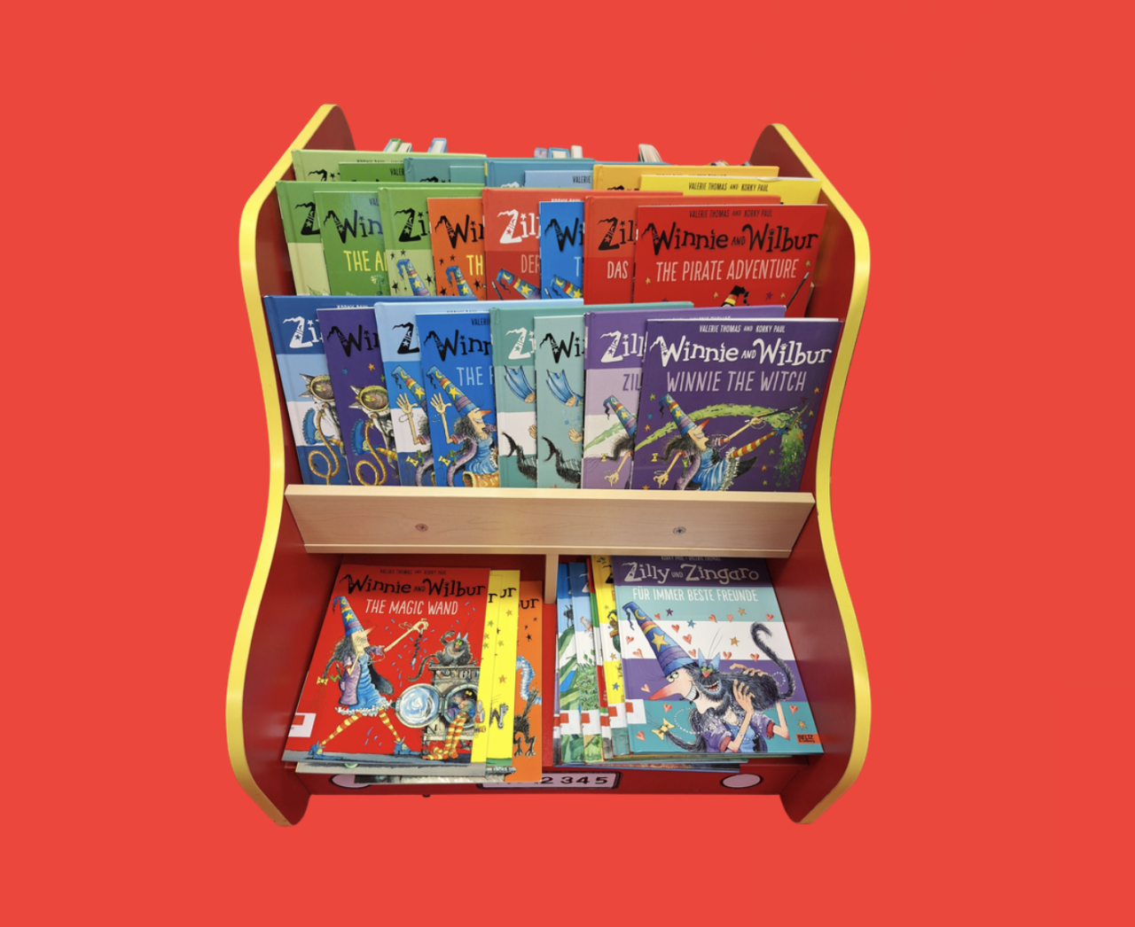 Büchertrog mit Zilly und Winnie
